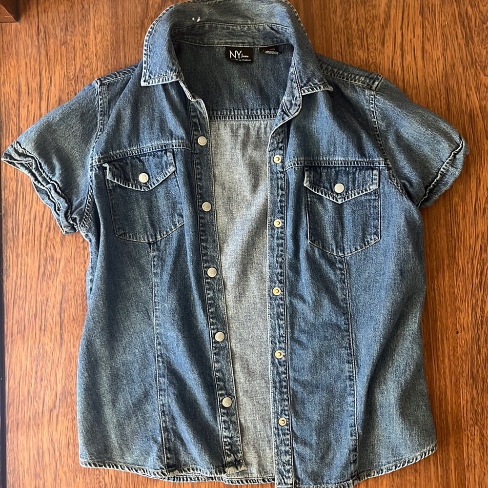 NY and Company short sleeve jean jacket